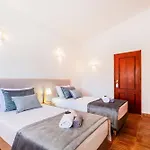 Вилла Shangri-la By Algarve Vacation Албуфейра
